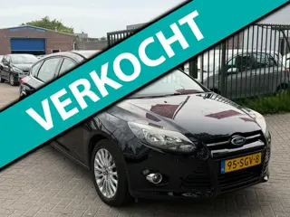 Ford Focus 1.6 TI-VCT First Edition 2e eigenaar dealer onderhouden luxe uitvoering airco cruis contr