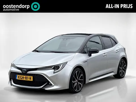 Toyota Corolla 2.0 Hybrid Executive | Panoramadak |