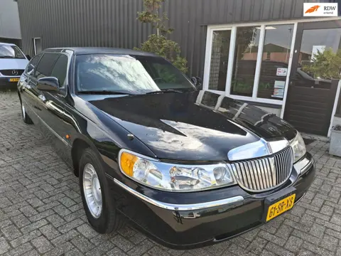 Lincoln Town Car 4.6 Signature** limousine**limo**