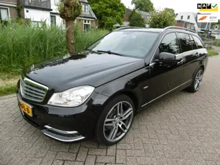 Mercedes-Benz C-klasse Estate 180 157pk Historie Clima Navi Trekhaak 1800kg