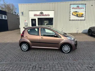 Peugeot 107 1.0 Active KM 80830 NAP 4 DEURS AIRCO 4500E