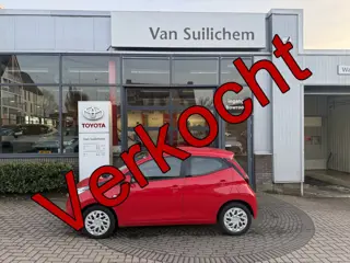 Toyota Aygo 1.0 VVT-i x-play (bj 2019)