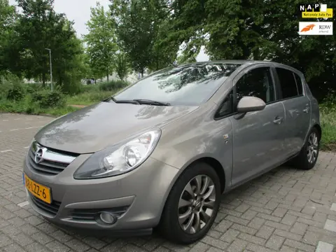Opel Corsa 1.4-16V '111' Edition AIRCO