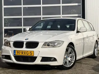 BMW 3 Serie Touring 318i Corporate Lease M Sport Edition 136pk | Audio-navigatie full map | Bi-xenon
