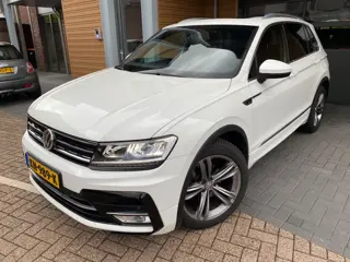 Volkswagen Tiguan 1.4 TSI Connected Series | R-line| Pano| Stoelverw/ Massage| Trekhaak