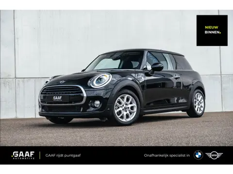 MINI 1.5 Cooper LED | Stoelverwarming | Privacy glas