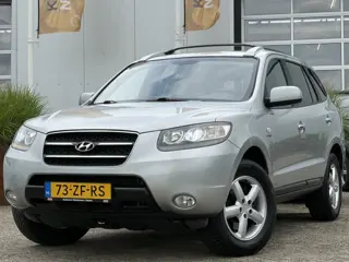 Hyundai Santa Fe 2.7i V6 4WD Style 190pk | 7-Persoons | Automaat | Bluetooth | Cruise control | DAB 