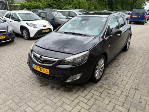 Opel Astra 1.7 CDTi S/S Cosmo (start niet) (bj 2012)