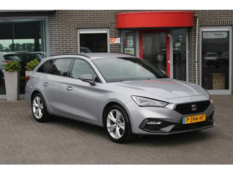 SEAT Leon Sportstourer 1.5 TSI FR Business Intense Adaptive/Sfeer/Led