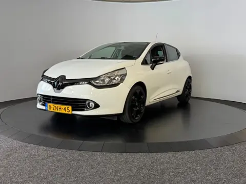 RENAULT CLIO 0.9 TCE DYNAMIQUE Night&day