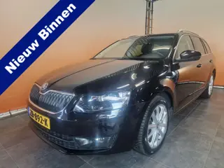 Škoda Octavia Combi 1.4 TSI Greentech Elegance Businessline trekhaak | navi | pdc