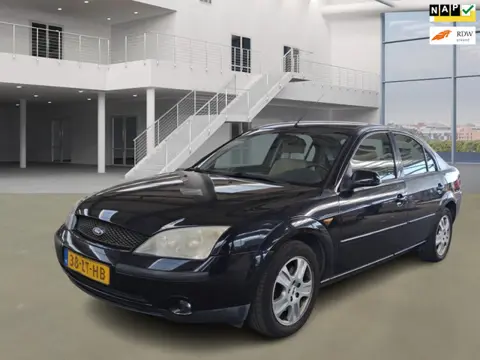 Ford Mondeo 2.0-16V Ghia