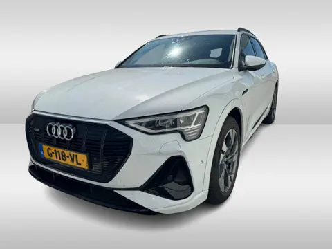 Audi e-tron e-tron 50 quattro Launch ed. 71 kWh 3x S-Line / Trekhaak / Panoramadak / Camera / 20'' /