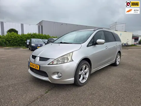Mitsubishi Grandis 2.4-16V InSport 7 peroons | NWE APK | Automaat