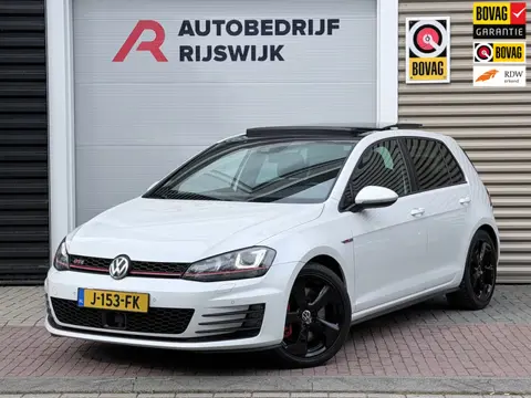 Volkswagen Golf 2.0 TSI GTI Performance Dynaudio/Pano/Keyless
