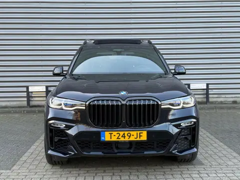 BMW X7 M50d M-Sport (bj 2021) 7P|3D CAM|SKYLOUNGE|400PK|HuD|PANO|H&K|VOL!