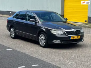 Skoda Superb 1.8 TSI Elegance Business Line/Automaat/navigatie/airco