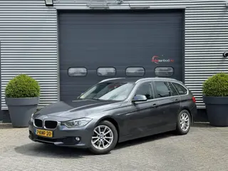 BMW 3-serie Touring 320d EfficientDynamics Edition High Executive Upgr | Navigatie | Climate Control