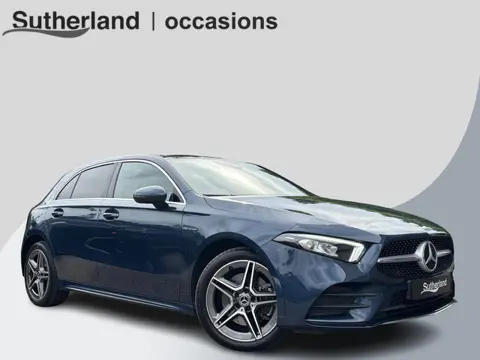 Mercedes-Benz A-klasse 250 e AMG Line 217 PK | Panoramadak | Stoelverwarming | Sportstoelen | Groot 