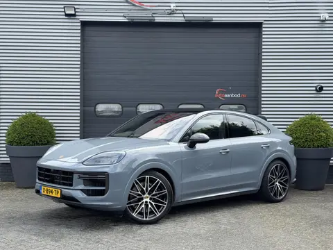 Porsche Cayenne Coupé 4.0 Turbo E-Hybrid Sport Chrono | 360* Camera | Achteras Besturing | Burmester