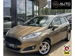 Ford Fiesta 1.0 EcoBoost Titanium 101PK | Van de Ford Dealer | Trekhaak | Stoelverwarming | Airco | 