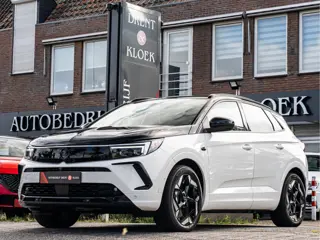 Opel Grandland 1.6 Turbo Plug-In Hybrid 4x4 GSe 19 INCH CAMERA MEMORY STOEL BLACK OPTIC BOMVOL!!