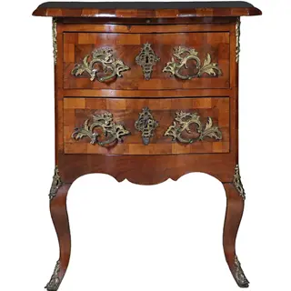 Kleine Dresdener Barok commode ca 1860 in noten met wortelnoten en uittrekbaar blad