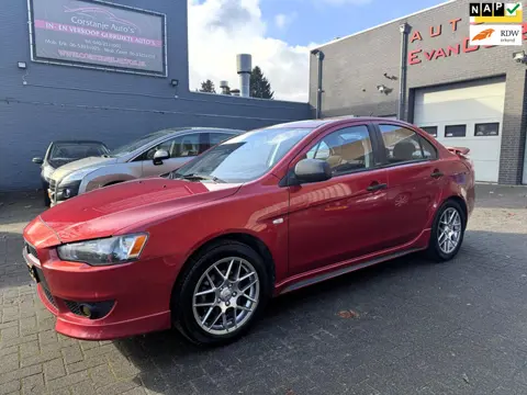 Mitsubishi Lancer Sports Sedan 1.5 Inform Intro Edition