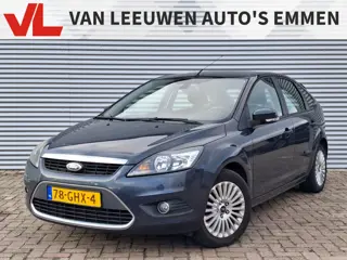 Ford Focus 1.6 Titanium | Nieuw Binnen | Stoel verwarming | Climate Control | Trekhaak | APK 04-11-2