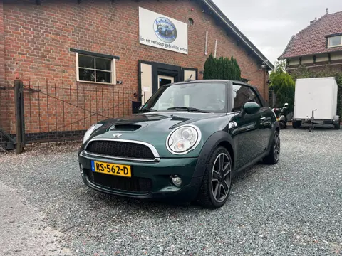 Mini Cabrio 1.6 Cooper S Chili ( Climate controle + Cabrio + Stoelverwarming )