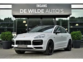 Porsche Cayenne Coupé 3.0 E-Hybrid SportDesign 462pk Krijt 4-wielbesturing Sportuitlaat Pano 18-weg 