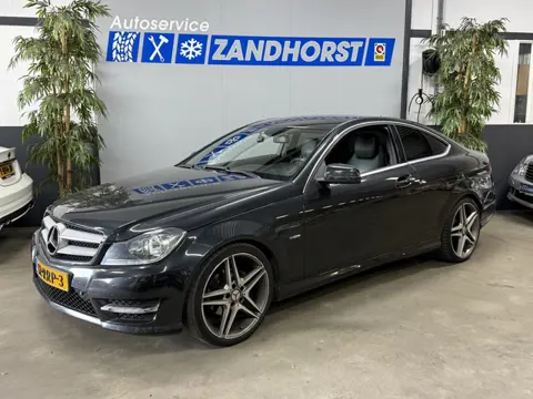 Mercedes-Benz C-Klasse Coupé // Autom. // Ecc // 18 inch // Cruise 180