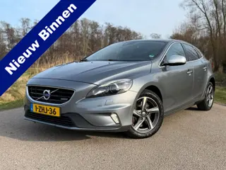 Volvo V40 2.0 D4 Ocean Race Business / Airco / Navi / Cruise Control / Leder-Alcantara / Distributie