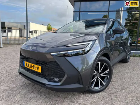 Toyota C-HR 2.0 Plug-in Hybrid 220 Business Plus