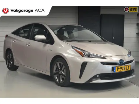 Toyota Prius 1.8 Dynamic // NAVI // CAMERA // ADAPTIVE CRUISE // KEYLESS // HEAD-UP //