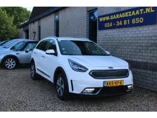 Kia Niro 1.6 GDi PHEV DynamicLine Clima Navi Trekh. All season banden