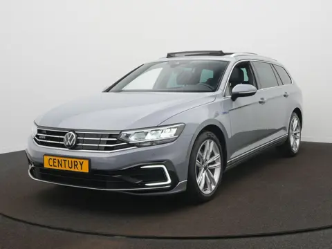 Volkswagen Passat Variant 1.4 TSI 218Pk Automaat PHEV GTE Business Pano-Dak / Leder / Camera