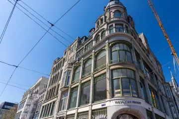 Woning aan de Koningsplein te Amsterdam