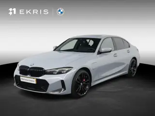 BMW 3-serie 330e M Sport Pro | Schuif/kanteldak | Harman/Kardon