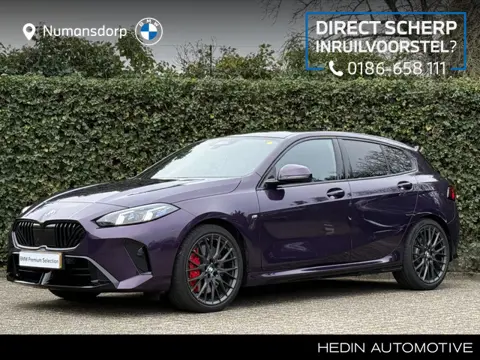 BMW 1-serie 120 | M-Sport Pro | 19'' | M-Sportstoel | Camera | Comfort Access | Getint Glas | Dak in