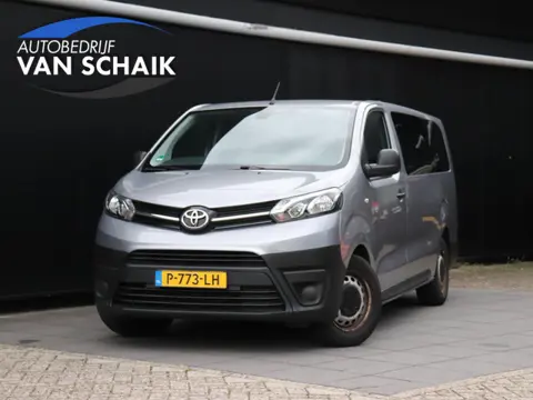 Toyota PROACE Shuttle 1.5 D-4D Cool Long | 9 PERS. | CRUISE | NAVI | PDC | APPLE CARPLAY |