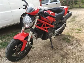 Ducati MONSTER 696 plus