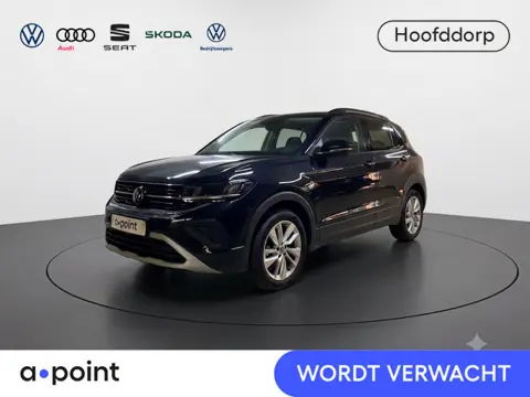 Volkswagen T-Cross 1.0 TSI Life Edition Goal 95PK | Navigatie | Parkeersensoren voor en achter | Sto