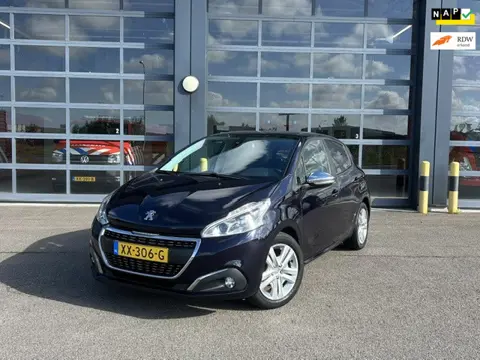 Peugeot 208 1.2 PureTech Signature