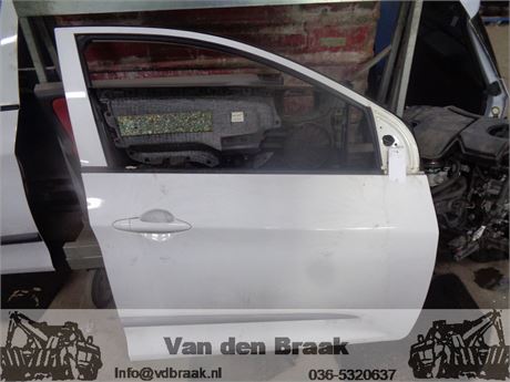 Kia Picanto 5 drs 2011-2017 Deur rechts voorzijde