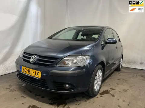Volkswagen Golf Plus 1.6 FSI Comfortline - Schade