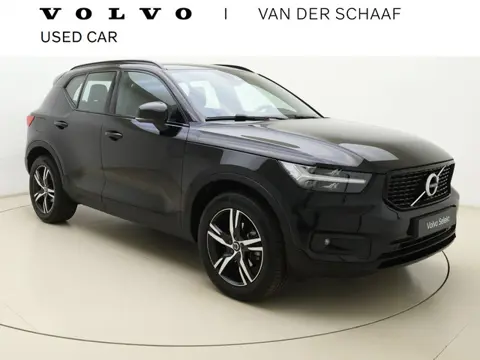 Volvo XC40 T3 163pk Automaat R-Design / Adapt. Cruise / BLIS / Nubuck / Stoel + Stuurw. Verwarming /