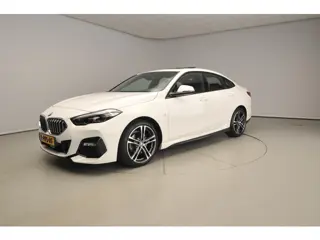 BMW 2 Serie Gran Coupé 218i | M-Sportpakket | LED | Navigatie | Panoramadak | Stoelverwarming | DAB 