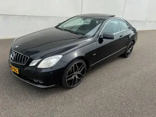 Mercedes-Benz E-klasse Coupé 200 CGI Elegance Pano Automaat Top staat !!!