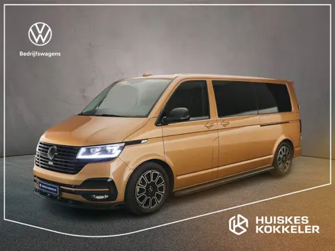 Volkswagen Transporter T6.1 2.0 TDI 150pk DSG L2 Bulli Dubbele Cabine | Leder | 2x Schuifdeur | Adap